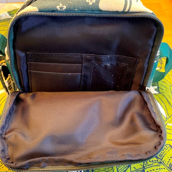 Crossbody Bag by Pacific Isles - Picture 8 of 10